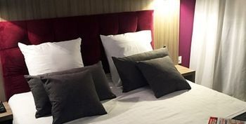 Nemea Appart Hotel Residence Quai Victor トゥール エクステリア 写真